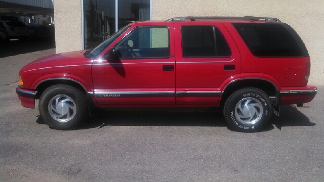 Chevrolet Blazer 1997 photo 2