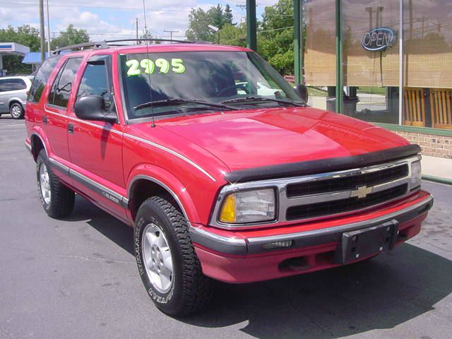 Chevrolet Blazer 1997 photo 1