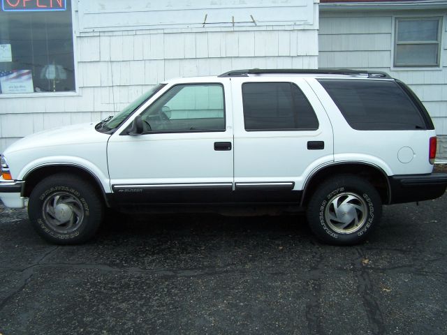 Chevrolet Blazer 1998 photo 4