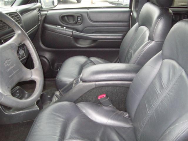 Chevrolet Blazer 1998 photo 3