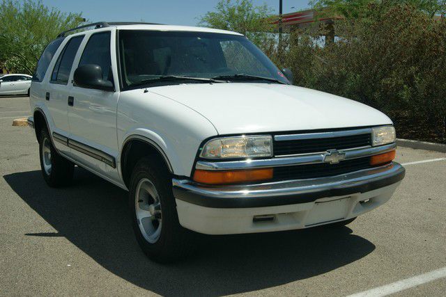 Chevrolet Blazer 1998 photo 1