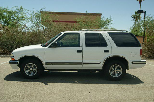 Chevrolet Blazer 1998 photo 8