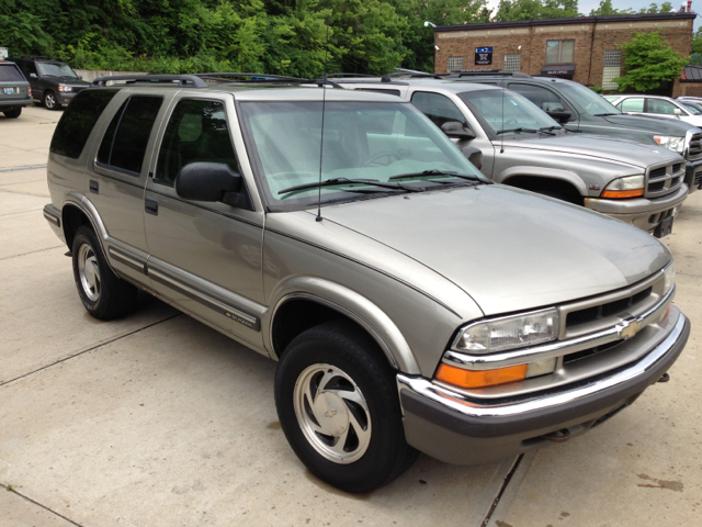 Chevrolet Blazer 1998 photo 3