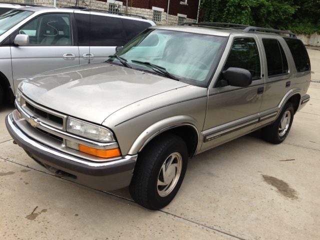 Chevrolet Blazer 1998 photo 4