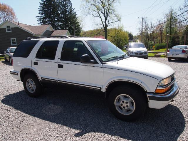 Chevrolet Blazer 1998 photo 3