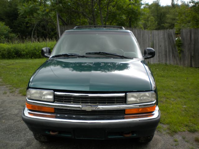 Chevrolet Blazer 1998 photo 1