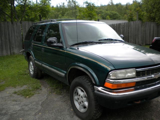 Chevrolet Blazer 1998 photo 3