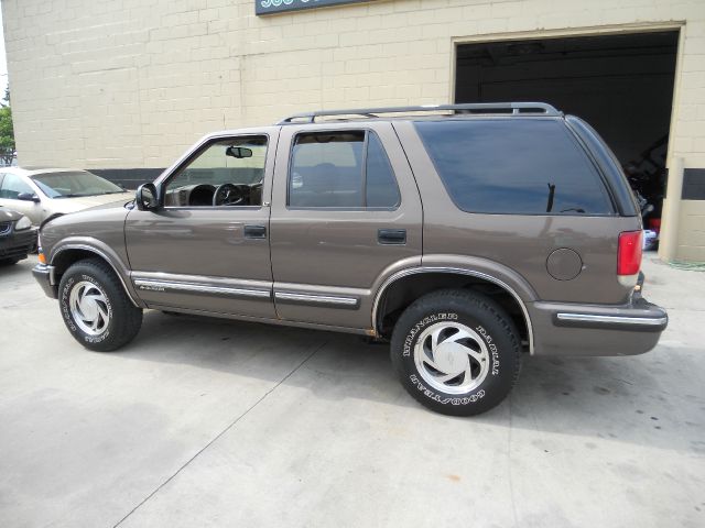 Chevrolet Blazer 1998 photo 4