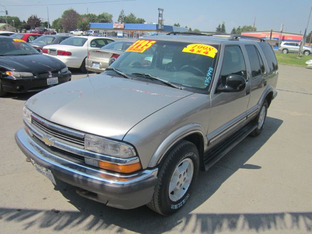 Chevrolet Blazer 1998 photo 2