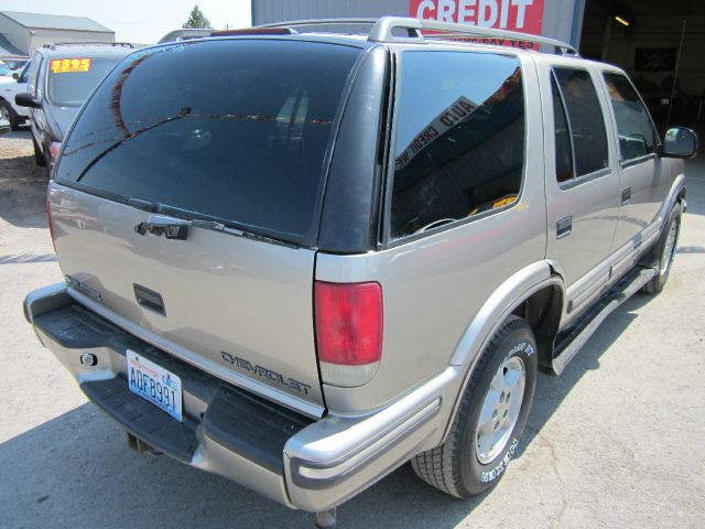 Chevrolet Blazer 1998 photo 3