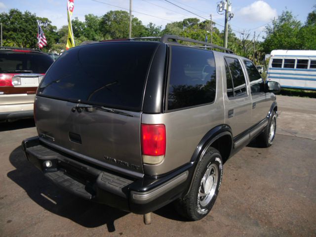 Chevrolet Blazer 1999 photo 3