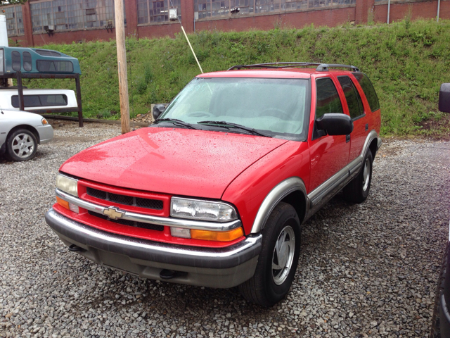 Chevrolet Blazer 1999 photo 2