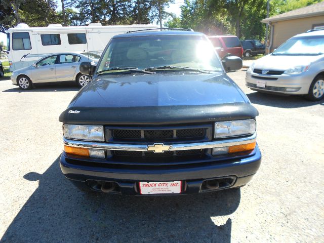 Chevrolet Blazer 1999 photo 2