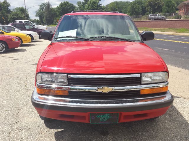 Chevrolet Blazer 1999 photo 1