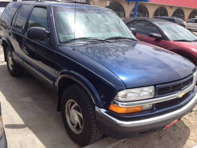 Chevrolet Blazer 1999 photo 1