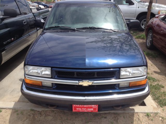 Chevrolet Blazer 1999 photo 2