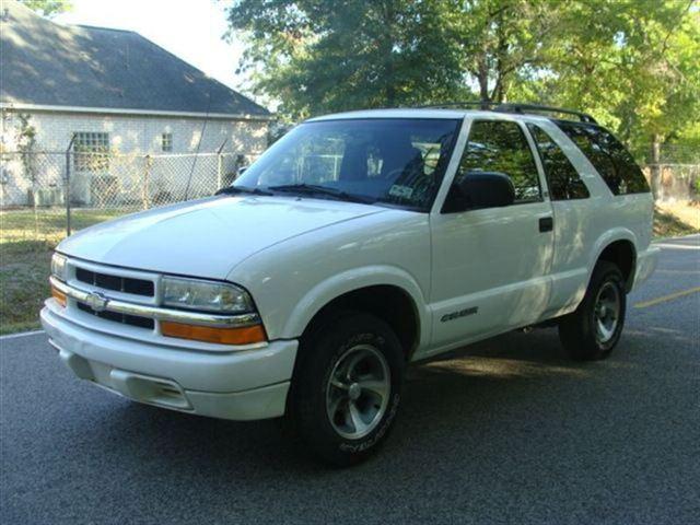 Chevrolet Blazer 1999 photo 1