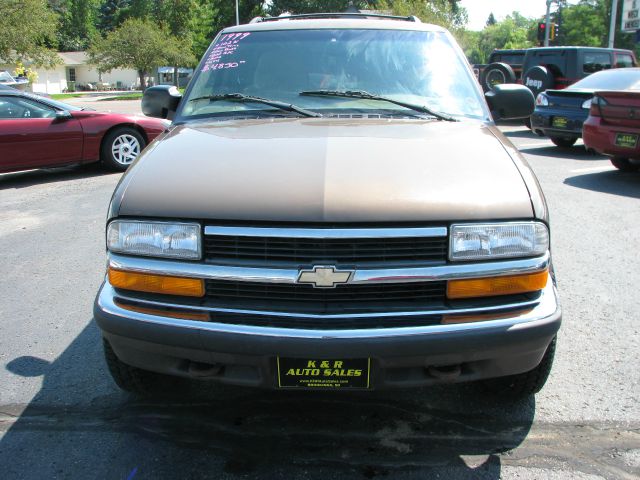 Chevrolet Blazer 1999 photo 2