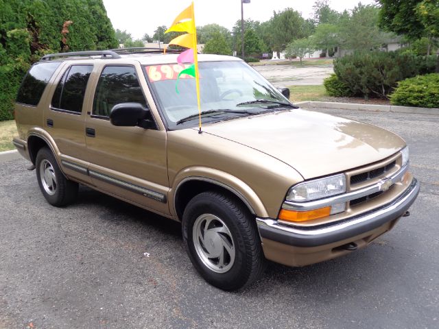 Chevrolet Blazer 1999 photo 2