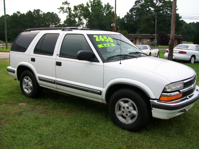 Chevrolet Blazer 1999 photo 2