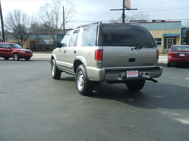 Chevrolet Blazer 2000 photo 3