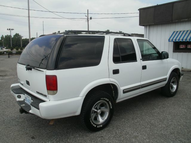 Chevrolet Blazer 2000 photo 1