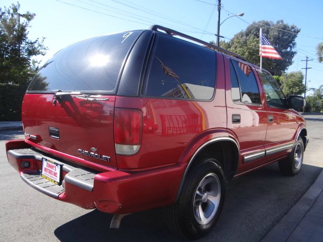 Chevrolet Blazer Laramie Heavy DUTY Dually SUV