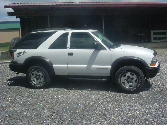 Chevrolet Blazer 2000 photo 4