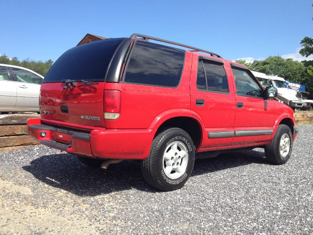 Chevrolet Blazer 2000 photo 1