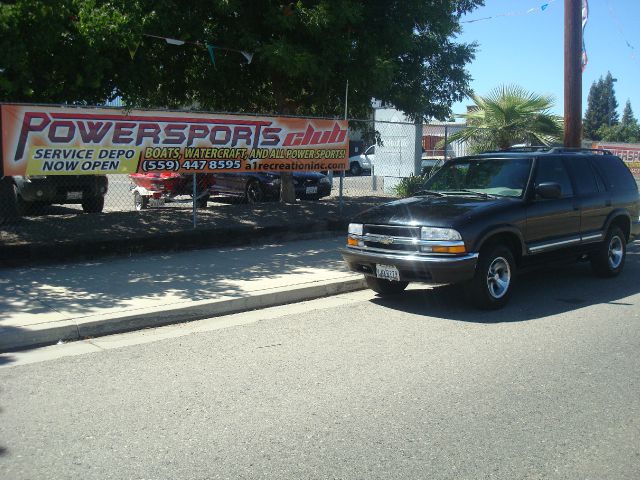 Chevrolet Blazer 2000 photo 4