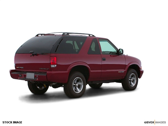 Chevrolet Blazer 2000 photo 4