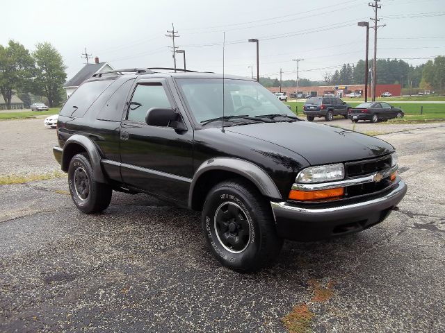 Chevrolet Blazer 2000 photo 2