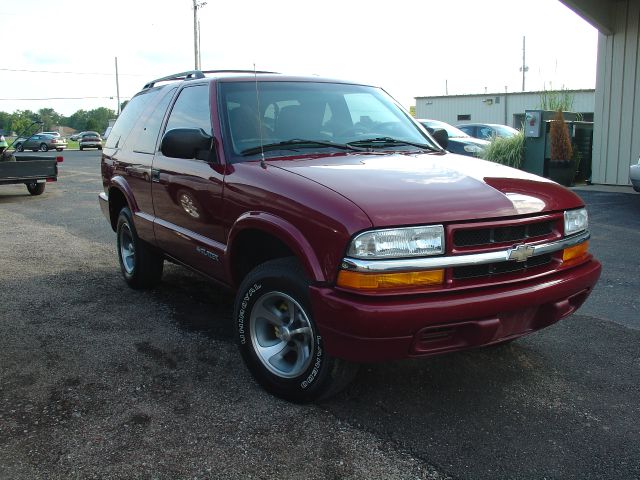 Chevrolet Blazer 2000 photo 2