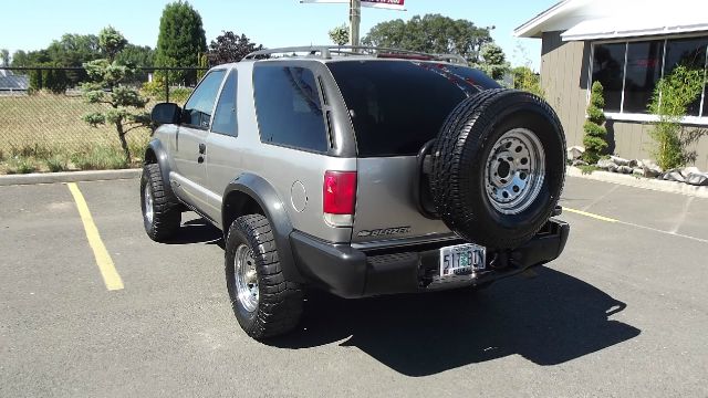 Chevrolet Blazer 2000 photo 3