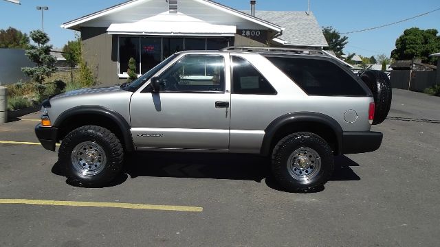 Chevrolet Blazer 2000 photo 4