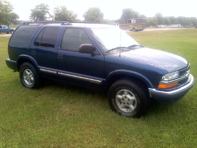 Chevrolet Blazer 2000 photo 3