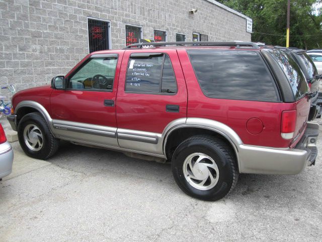 Chevrolet Blazer 2000 photo 2