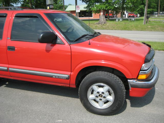 Chevrolet Blazer 2000 photo 18