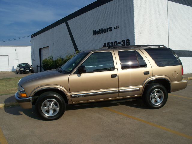 Chevrolet Blazer 2000 photo 2