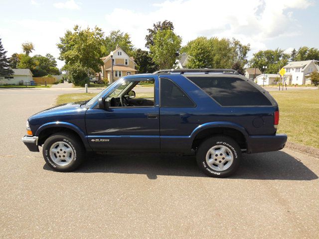 Chevrolet Blazer 2000 photo 1