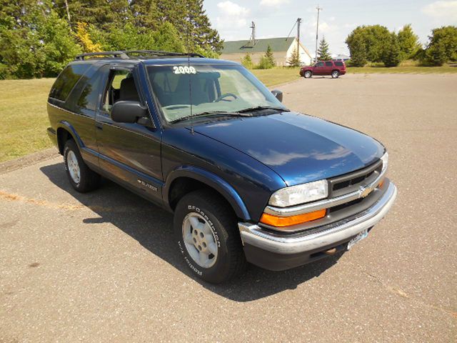 Chevrolet Blazer 2000 photo 3