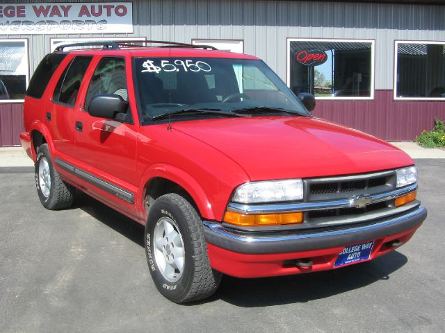 Chevrolet Blazer 2000 photo 3