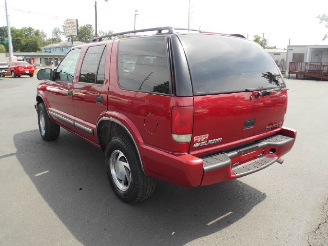 Chevrolet Blazer 2000 photo 2