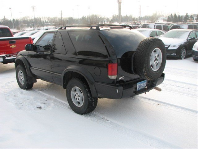 Chevrolet Blazer 2000 photo 2