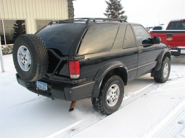 Chevrolet Blazer 2000 photo 3