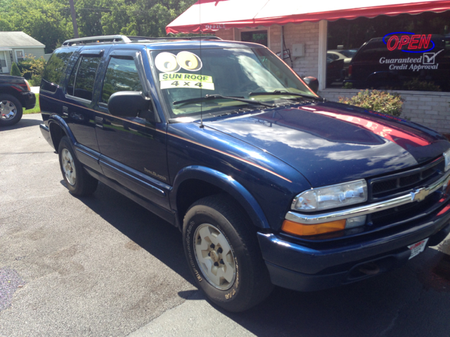 Chevrolet Blazer Luxury 4WD W/ RES SUV