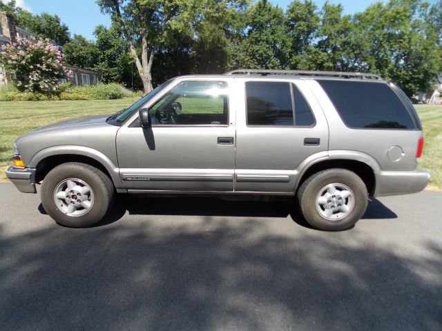 Chevrolet Blazer Seville STS SUV