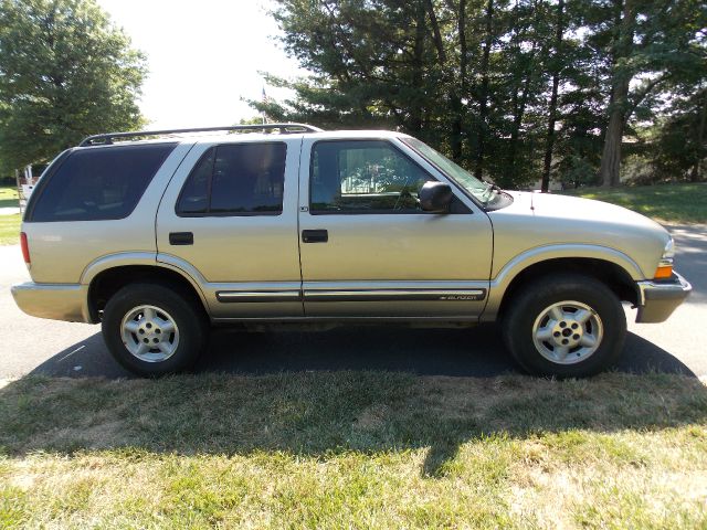 Chevrolet Blazer 2000 photo 3