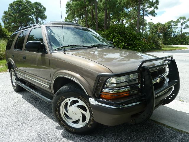 Chevrolet Blazer 2000 photo 2