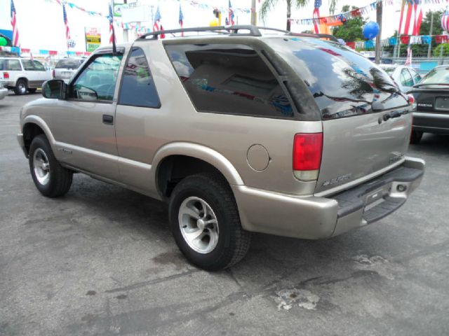 Chevrolet Blazer 2000 photo 1